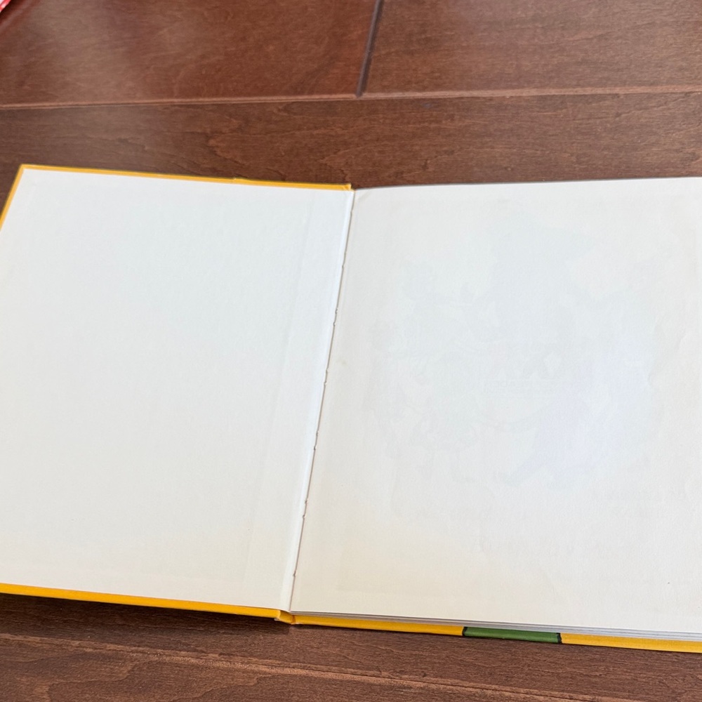 Adidas Yellow Illustrated Books Set - Picture 8 of 11